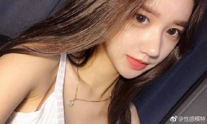 杭州投用无人机足球基地 吸引青少年“空中对抗”